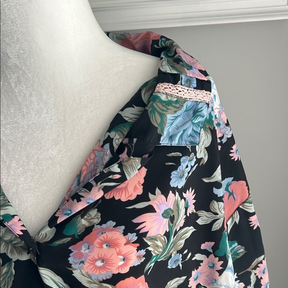 Victoria's Secret Vintage Gold Label Black and Pink Floral Pajama Top - Picture 4 of 13